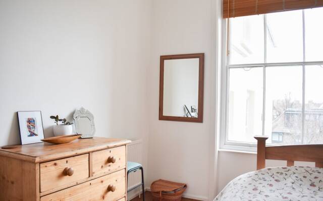 Bright 1 Bedroom Apartment In Seven Dials