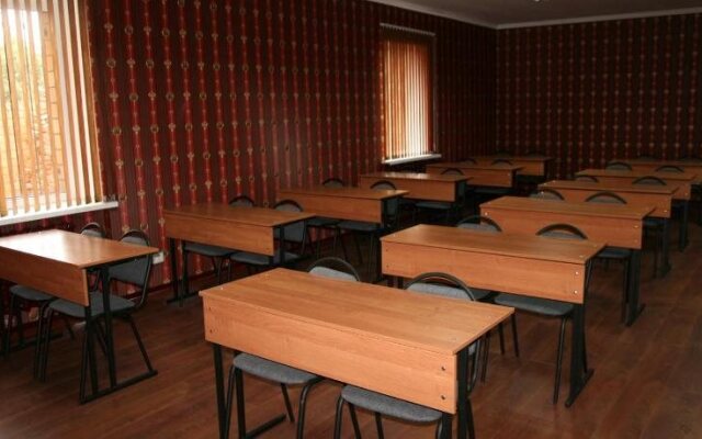 Hotel Izumrud