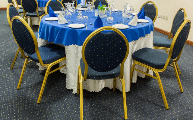 Sunlodge Hotel