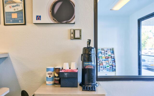 Motel 6 Valdosta, GA - University