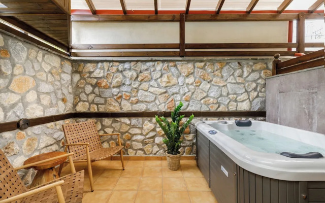 Meydani Suites