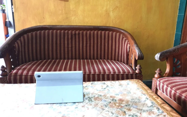 Hotel O Kos Haji Jakfar SyariahNearPancoran mas 25