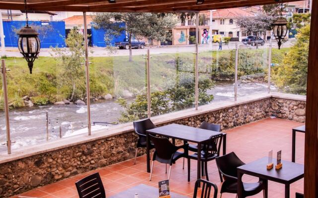 Venue Batán Hotel & Suites