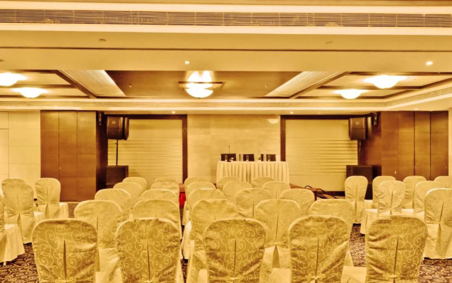 Ramee Grand Hotel and Spa, Pune