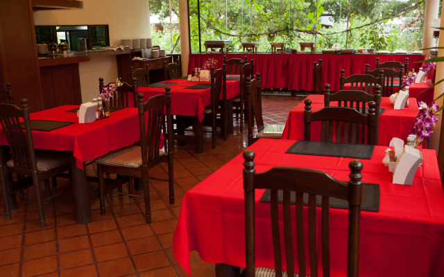 Bangtao Village Resort
