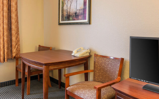 Quality Inn Scottsburg