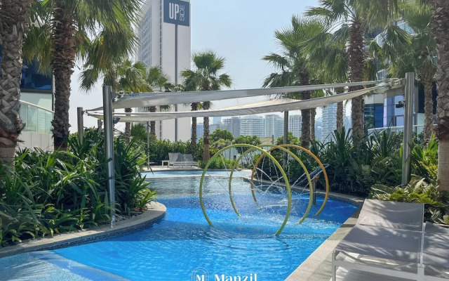 2BR Apt at Paramount with Stunning Views