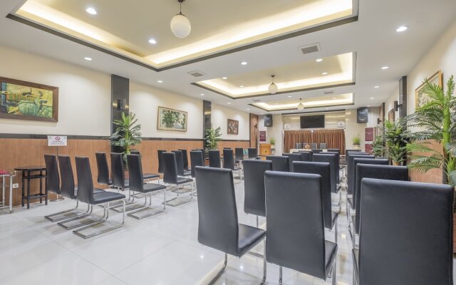OYO 1090 Hotel Anging Mammiri Makassar