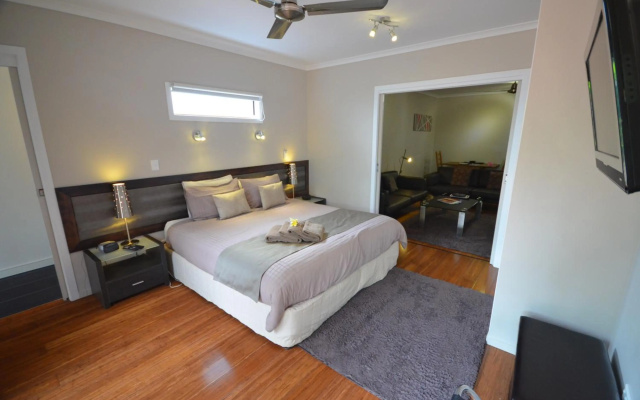 Cumberland Resort and Spa – Guest Rooms – Burnt Pine