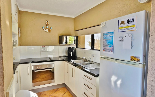 Riverview Holiday Apartment 13 - Kalbarri, WA