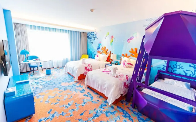 Shanghai Haichang Ocean Park Theme Resort Hotel
