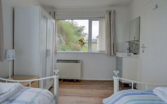 Rosemary House 6 21105