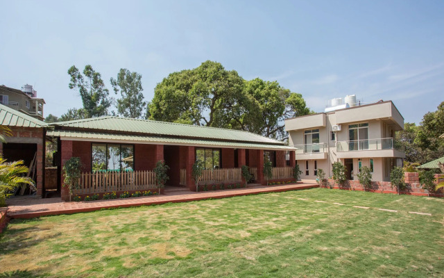 OYO 11483 Hotel Oakwood