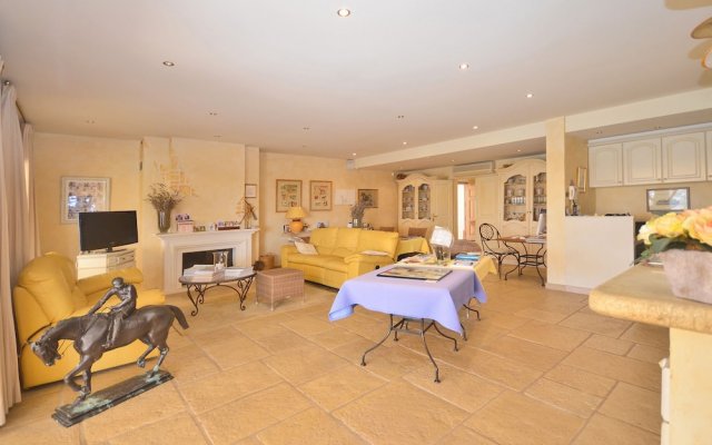 Les Cavaliers de Saint Paul B&B