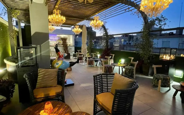 Mariposa Hotel Malaga
