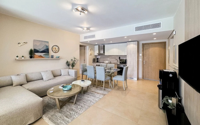 Xuru Stays I Homestyle & Summery 1bdr@ Mangroovy Free Beach Pool