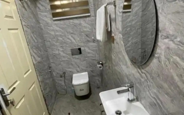 Wine House Apartments