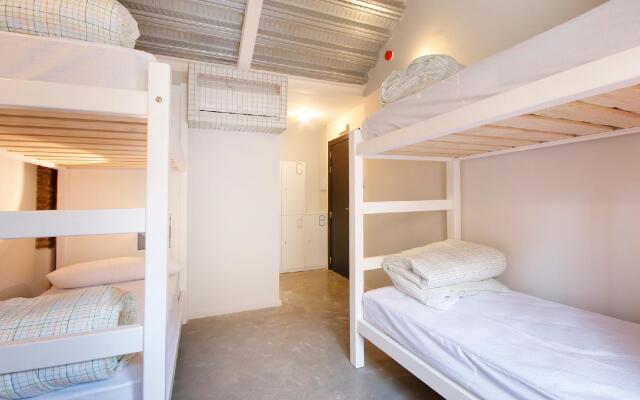 Up Station Hostel