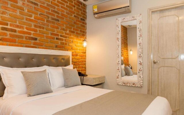 Hotel Boutique Adaz