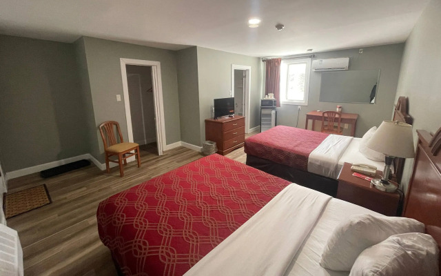 Travelodge by Wyndham San Antonio Downtown Northeast