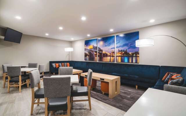 La Quinta Inn & Suites by Wyndham Chattanooga North - Hixson