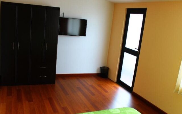Overlook Hostal