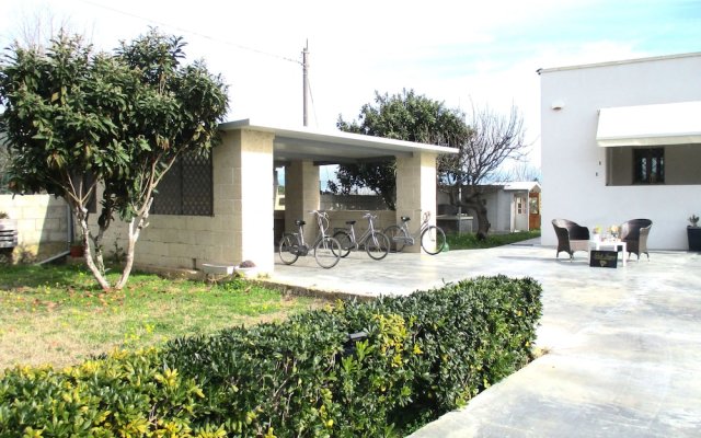 "san Foca Luxury Private Villa With Hydromassage and Bike Climate"