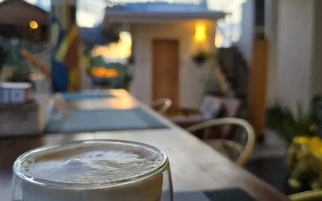 Habibi Hostel & Restaurant