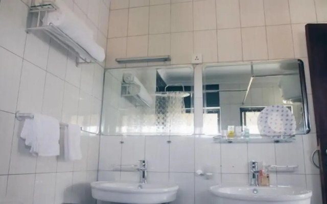 Airport Hotel Kampala - Entebbe