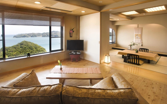 Ryoso Umi-no-Chou – Guest Rooms – Ise