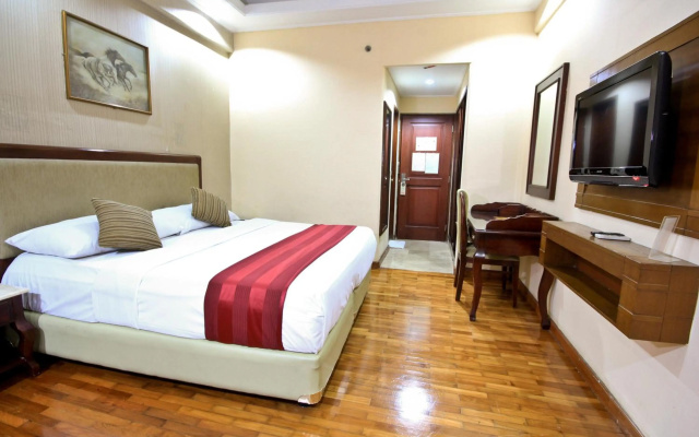 Grand Menteng Hotel