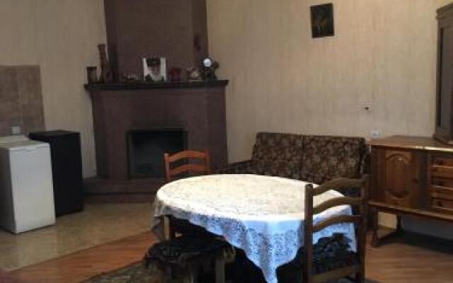 Kapanadze Guest House