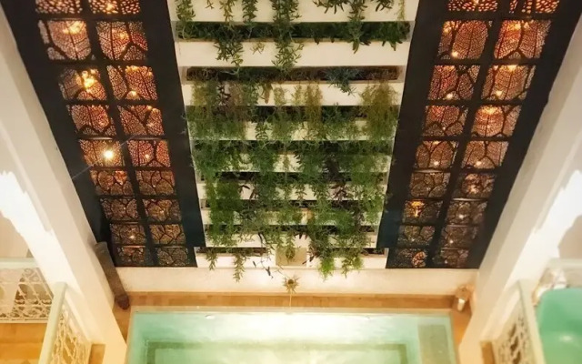 Riad Lumière