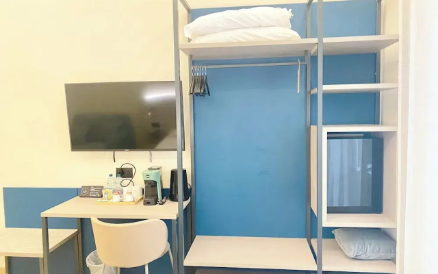 HoneyComb GuestHouse