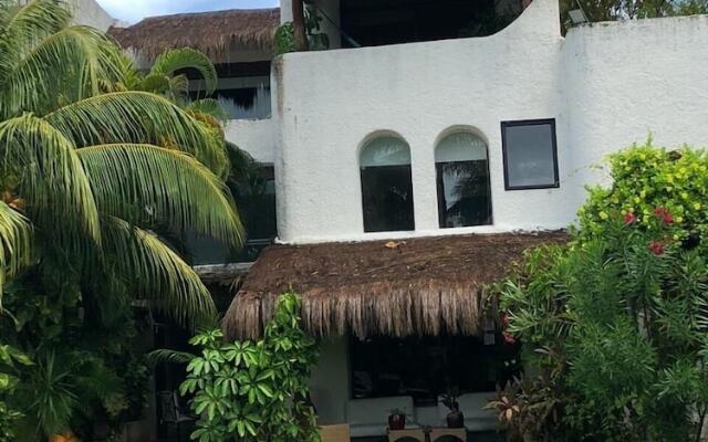 Hotel Boutique Casa Laguna Cancun