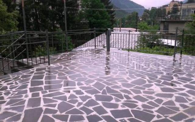 Qeta Guest House