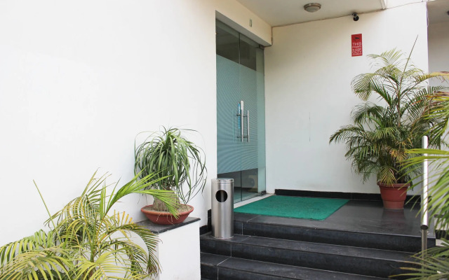 Hotel Camria by OYO Rooms