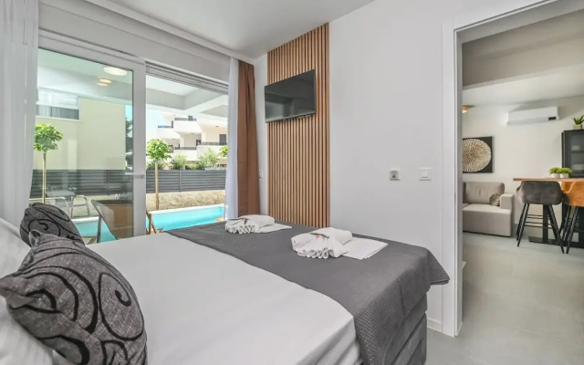 Smash A - Apartments with private pool