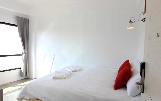 To Zleep Hotel Khaolak