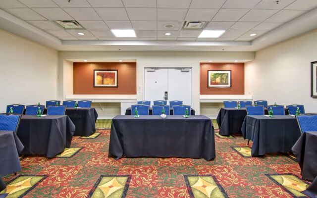 Hilton Garden Inn Toronto - Mississauga