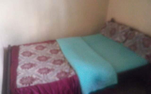 Three Shade Guest House - Adults Only