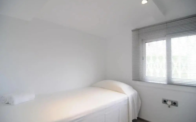 HomeHolidaysRentals Bages - Costa Bcn