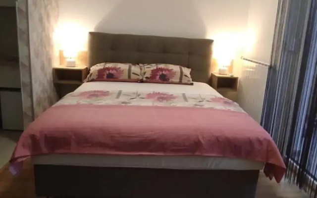 M&I Apartment