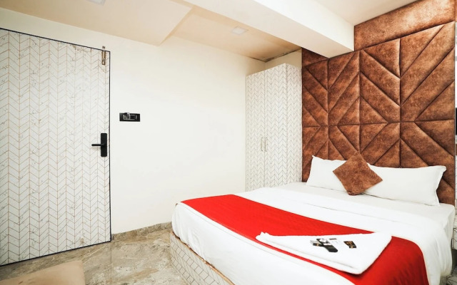 Hotel Versova Inn