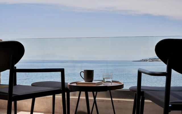 Beachfront Alassa Villas w Private Pools Complex