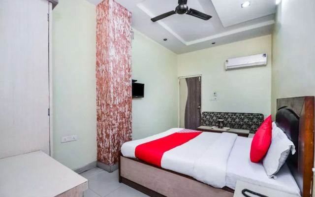 Oyo 2722 Hotel Prince