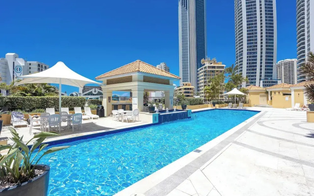 Sky Luxe Escape - 33rd Floor