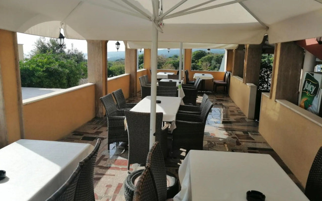 Villa Omra