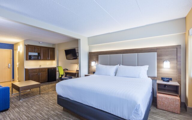 Holiday Inn Express Saint John Harbour Side by IHG