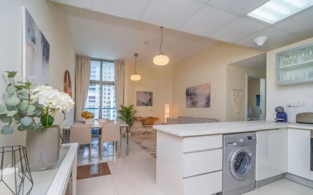 KOHH - 2BR in Marina Wharf 2
